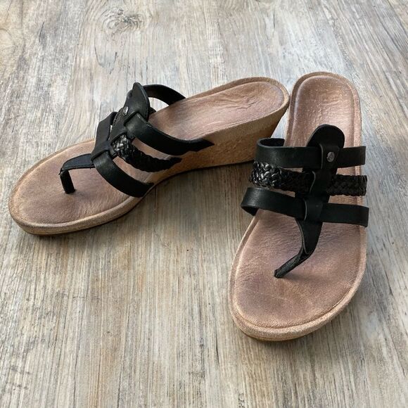 UGG Maddie Black Braided Wedge Heel Sandals Size 7 - Picture 1 of 8